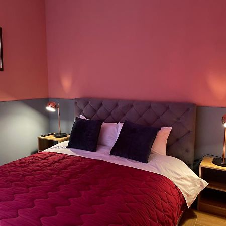 Hotel Internacional Gym & Spa Fushe-Arrez מראה חיצוני תמונה